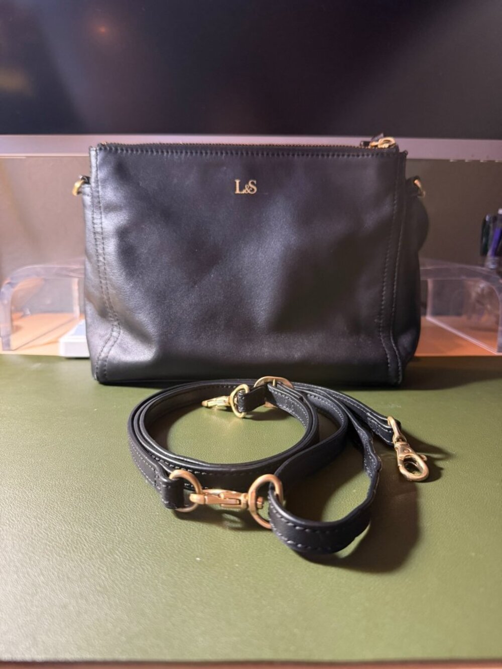 Lo & Sons Pearl Convertible Crossbody Bag in Nappa Leather
